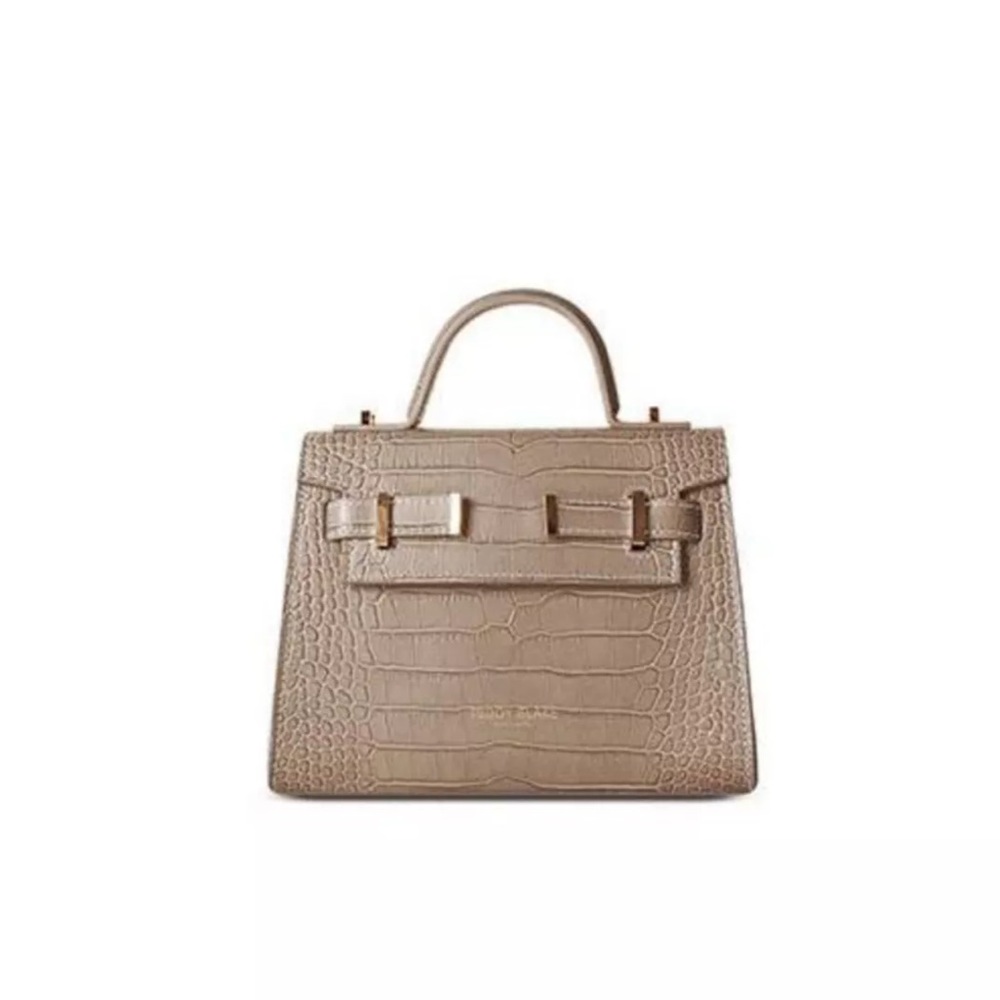 Elegant Teddy Blake purse